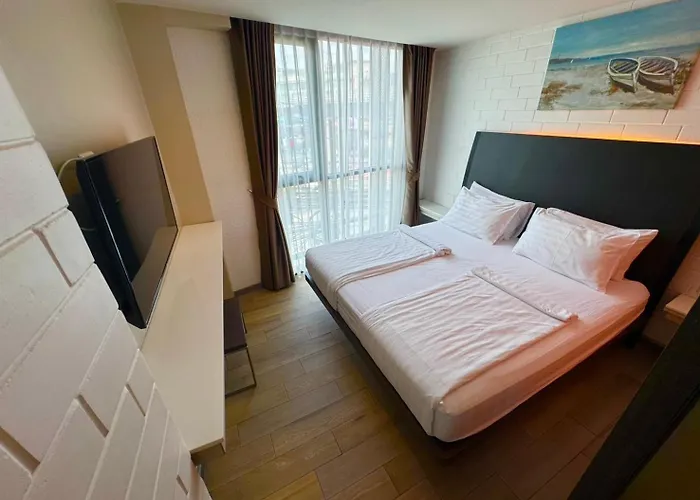 Bb House Khlong Tan บีบีเฮ้าส์ คลองตัน 3*